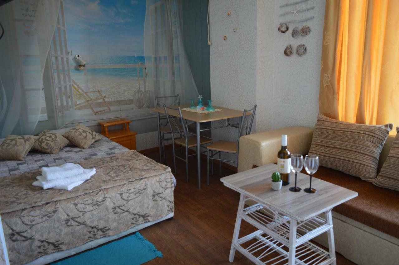 Morska Zvezda Guest House Pomorie Eksteriør bilde
